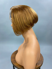 {Sandra} Copper Short Straight Headband Wig