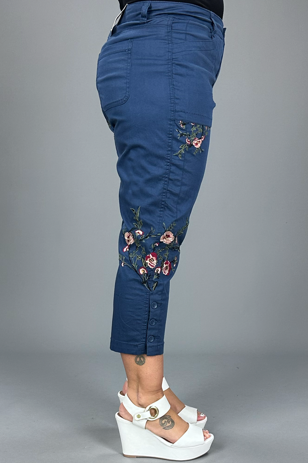 BT  M-109  {Style & Co} Blue Embroidered Capri