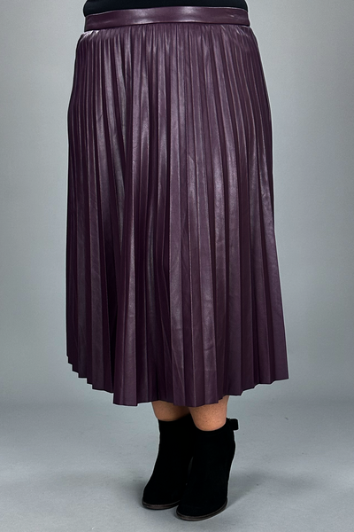 BT  M-109  {Calvin Klein} Purple Pleated Faux Leather Skirt